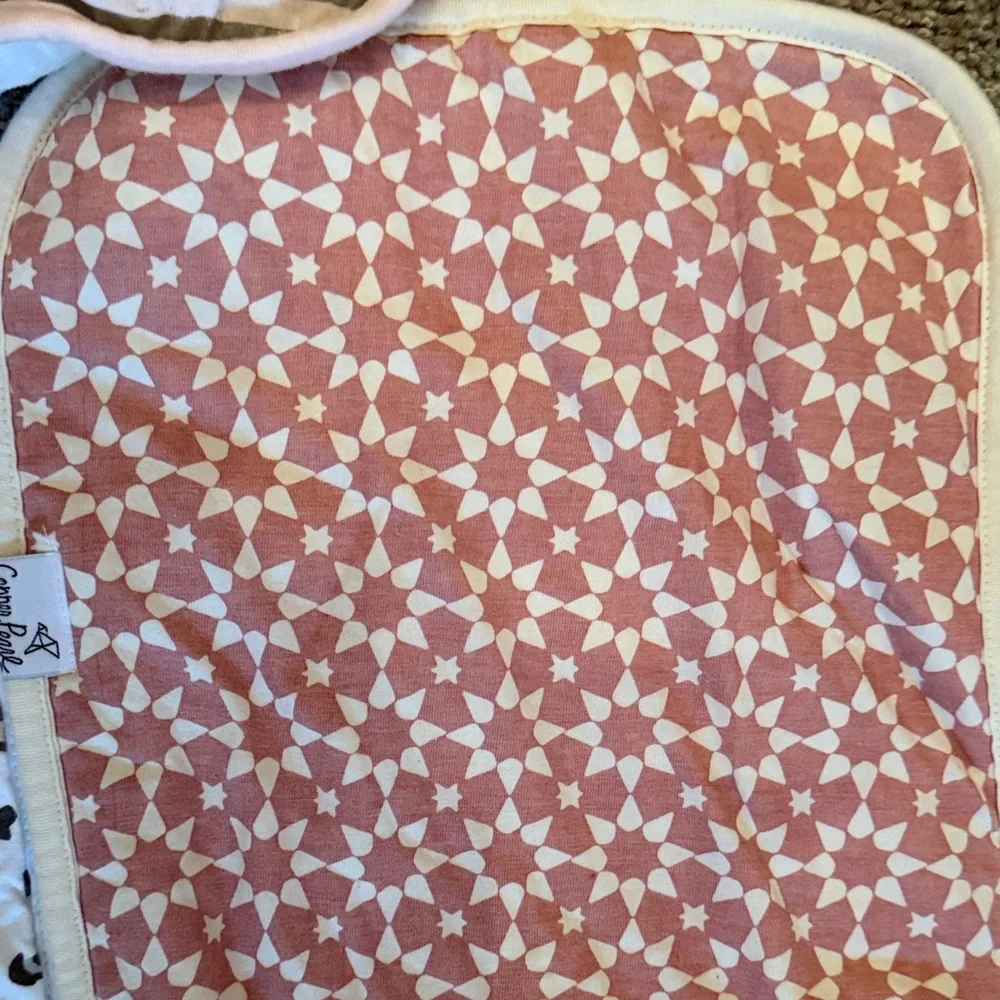 Set of 5 Copper Pearl Patterned Burp Cloths - Picture 4 of 7